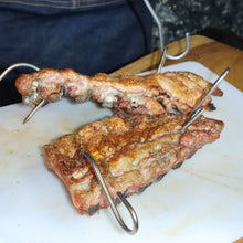 Cargar imagen en el visor de la galería, DOCENA DE GANCHOS PARA ASADOR DE BARRIL INOXIDABLE