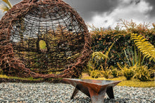 Cargar imagen en el visor de la galería, FOGATA TRIANGULAR A LEÑA 60CM ITAHO