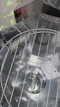 Cargar y reproducir el video en el visor de la galería, Asador de Barril 20 Libras Octagonal Calibre 20 Inoxidable
